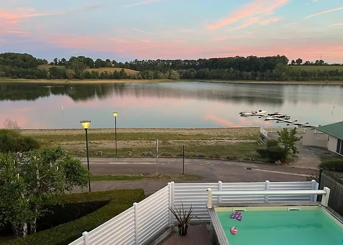 Maison Cadre Paisible Face Au *